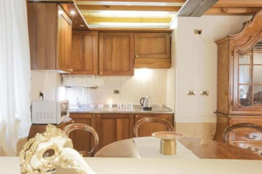 Accogliente Nuovo Centro Apartamento *